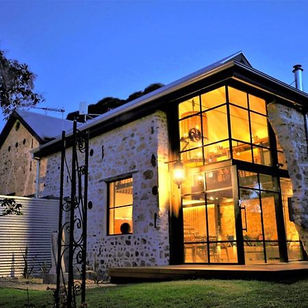 مبيت وإفطار Sellicks Hill The Old Chaff Mill Organic Vineyard Retreat المظهر الخارجي الصورة